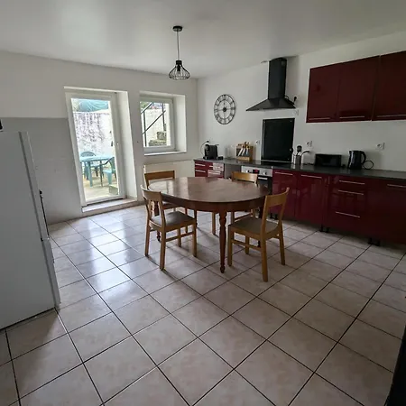 Spacieux 2 100m2 Centre Petite アパート