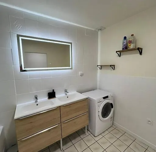 Spacieux 2 100m2 Centre Petite *