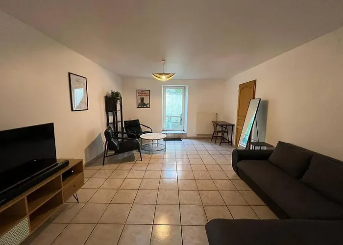 Spacieux 2 100m2 Centre Petite Апартаменты